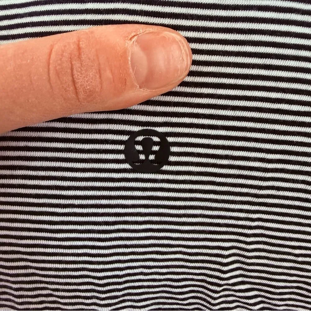 lululemon athletica Black and White Microstripe Scoop Tee - Size 6